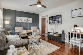 Chic Home with Huge Grassy Yard 7 mins to Arrowhead Stadium